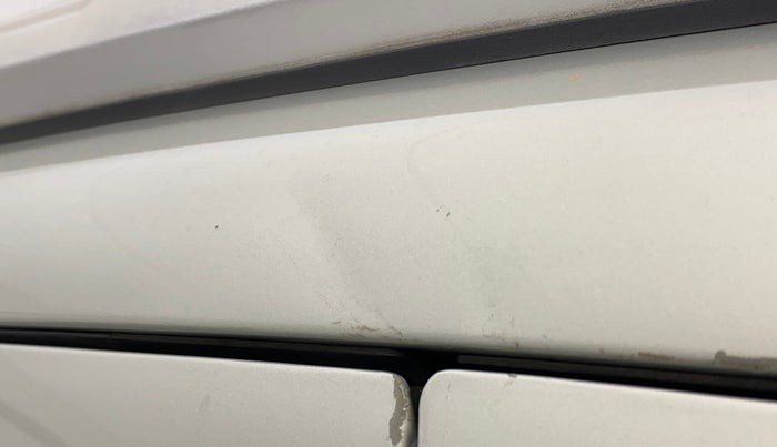 2016 Ford Ecosport TITANIUM+ 1.0L ECOBOOST, CNG, Manual, 67,478 km, Right B pillar - Slightly dented