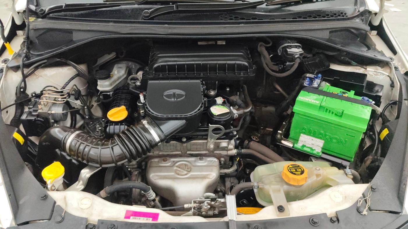 2019 Tata TIAGO NRG PETROL, Petrol, Manual, 79,956 km, Engine View