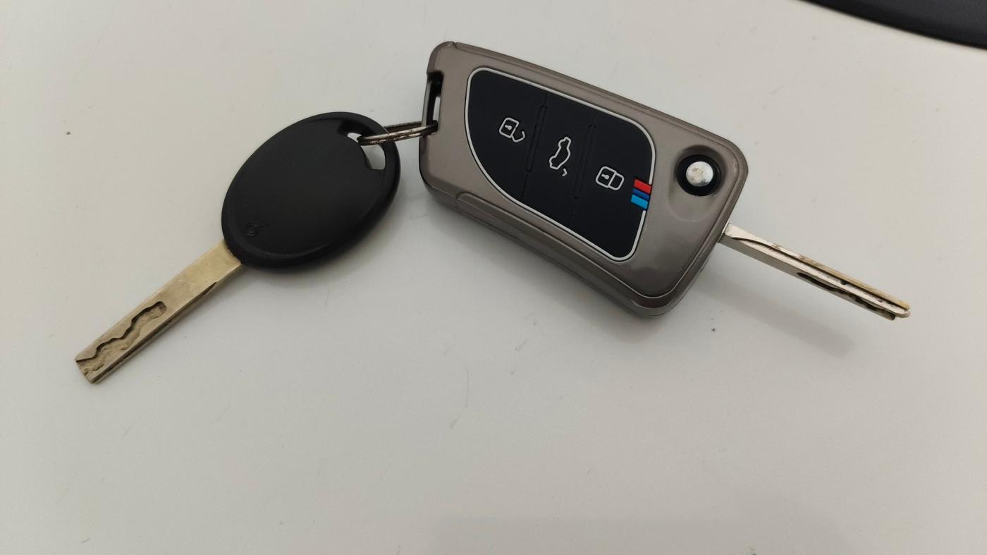2019 Tata TIAGO NRG PETROL, Petrol, Manual, 79,956 km, Key Close Up