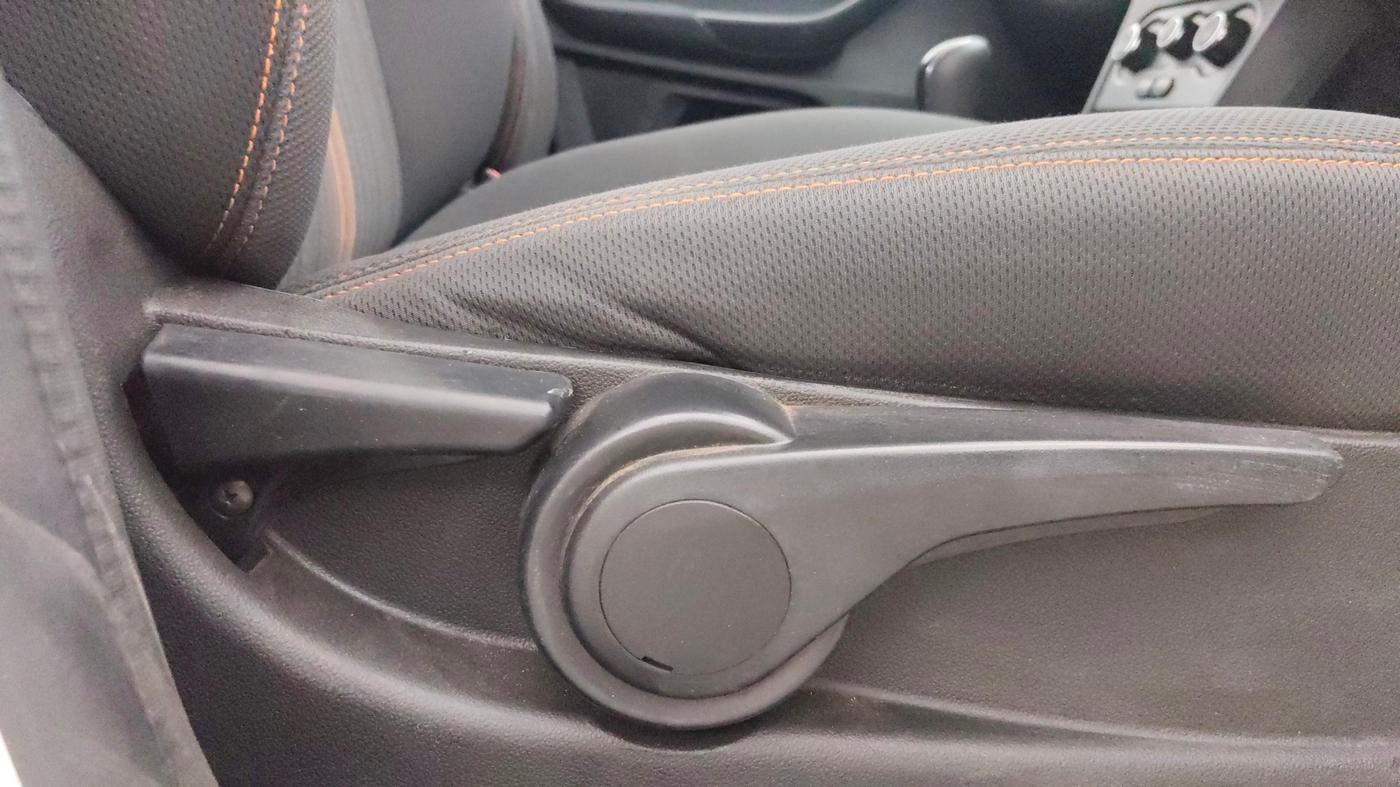 2019 Tata TIAGO NRG PETROL, Petrol, Manual, 79,956 km, Driver Side Adjustment Panel
