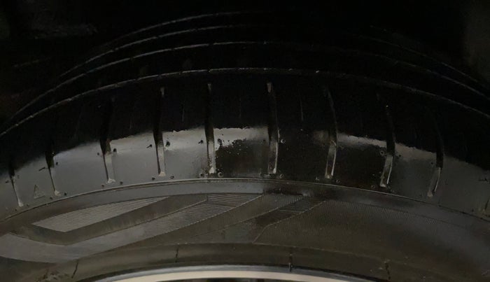 2020 Tata ALTROZ XZ PETROL, CNG, Manual, 46,042 km, Left Rear Tyre Tread