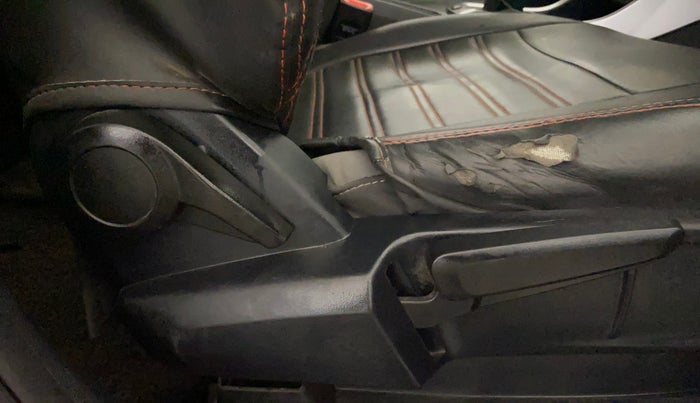 2020 Tata ALTROZ XZ PETROL, CNG, Manual, 46,042 km, Driver Side Adjustment Panel