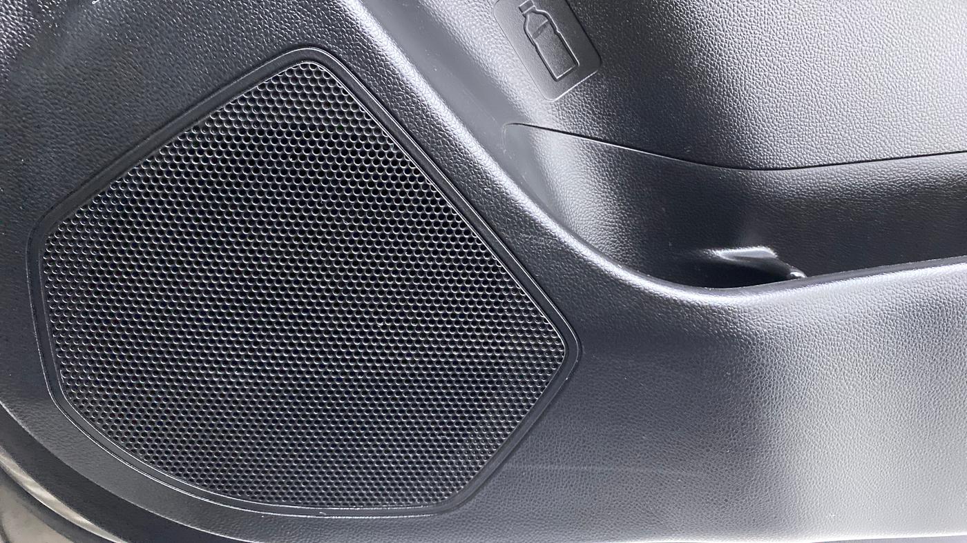 2019 Maruti Swift VXI, Petrol, Manual, 25,676 km, Speaker