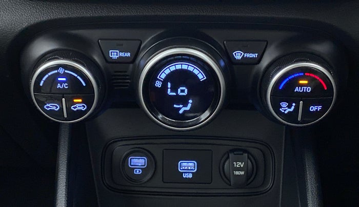 2021 Hyundai VENUE SX 1.0 TURBO, Petrol, Manual, 46,027 km, Automatic Climate Control