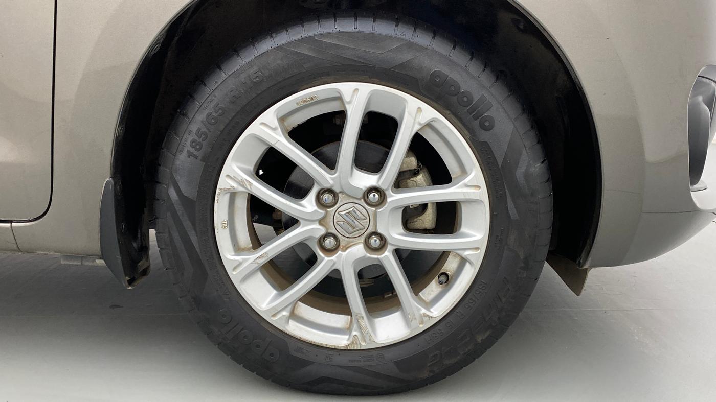 2019 Maruti Swift ZXI, Petrol, Manual, 18,682 km, Right Front Wheel