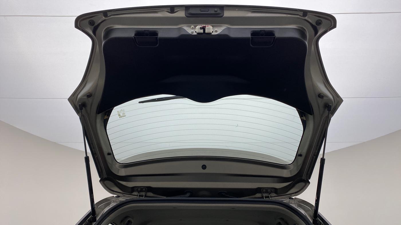 2019 Maruti Swift ZXI, Petrol, Manual, 18,682 km, Boot Door Open