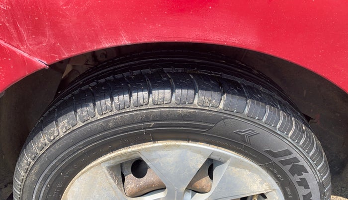 2018 Hyundai Xcent S 1.2, Petrol, Manual, 62,549 km, Right Rear Tyre Tread