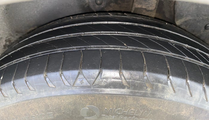 2019 Hyundai Creta E PLUS 1.6 PETROL, Petrol, Manual, 42,410 km, Left Rear Tyre Tread