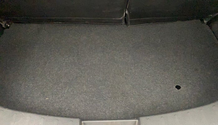 2015 Maruti Wagon R Stingray VXI, Petrol, Manual, 35,413 km, Boot Inside