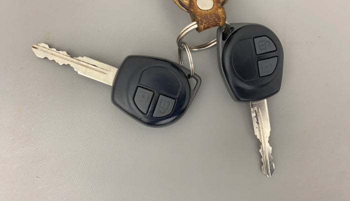 2015 Maruti Wagon R Stingray VXI, Petrol, Manual, 35,413 km, Key Close Up