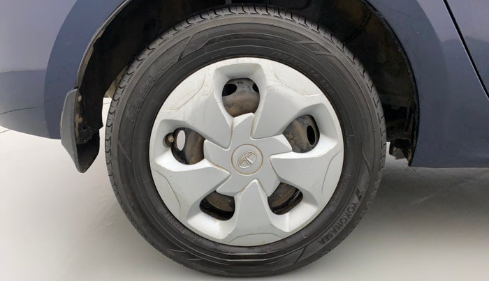 2019 Tata TIGOR XM PETROL, CNG, Manual, 1,00,679 km, Right Rear Wheel