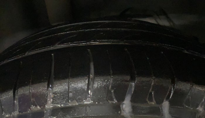 2017 Ford Figo Aspire TREND 1.5 DIESEL, Diesel, Manual, 73,877 km, Right Rear Tyre Tread