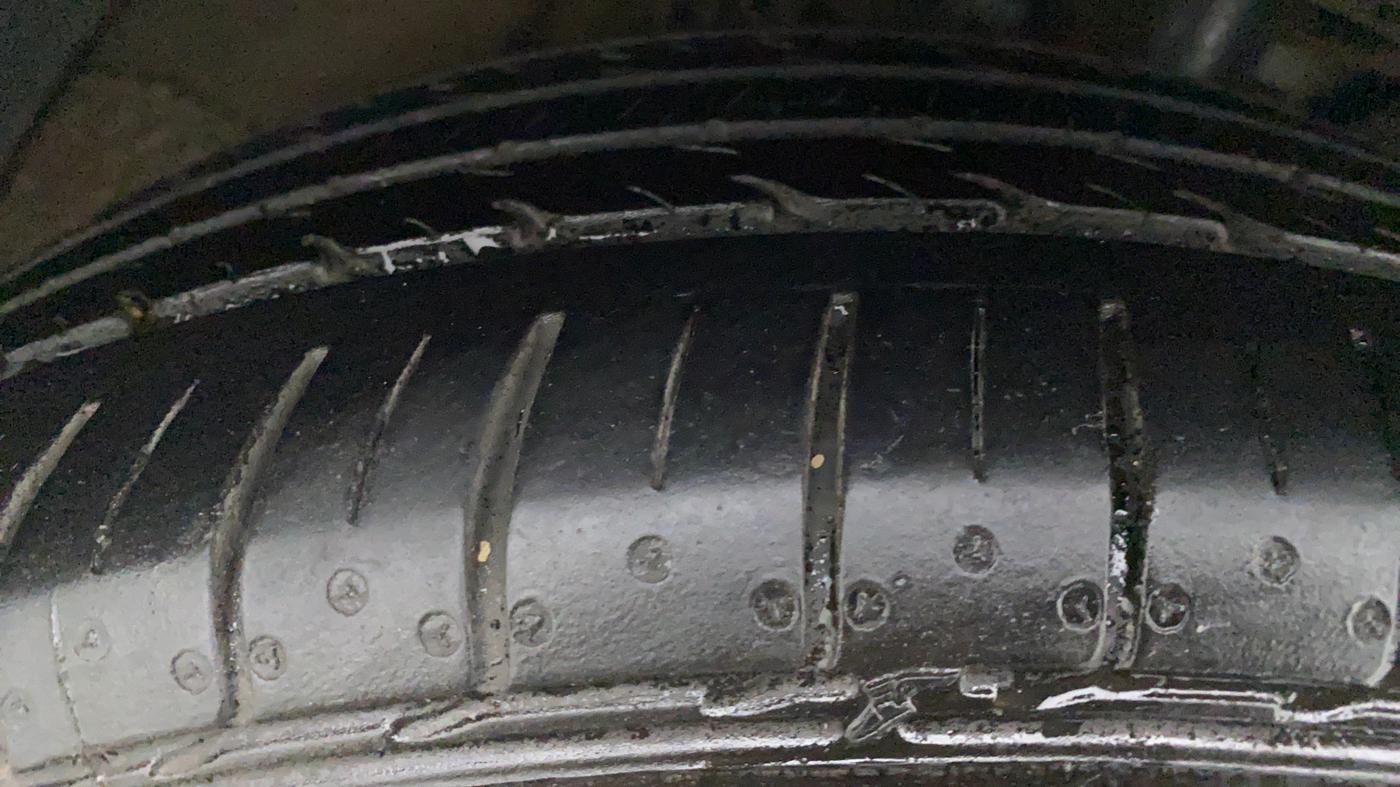 2021 Volkswagen Vento HIGHLINE PLUS 1.0 TSI AT, Petrol, Automatic, 18,837 km, Left Rear Tyre Tread