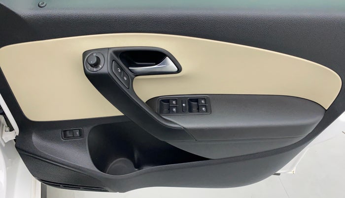 2021 Volkswagen Vento HIGHLINE PLUS 1.0 TSI AT, Petrol, Automatic, 18,837 km, Driver Side Door Panels Control