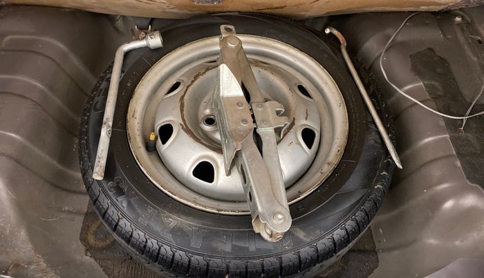 2011 Maruti Zen Estilo LXI, Petrol, Manual, 68,960 km, Spare Tyre