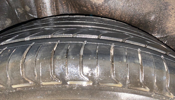 2017 Honda WR-V 1.5L I-DTEC VX MT, Diesel, Manual, 90,859 km, Right Rear Tyre Tread