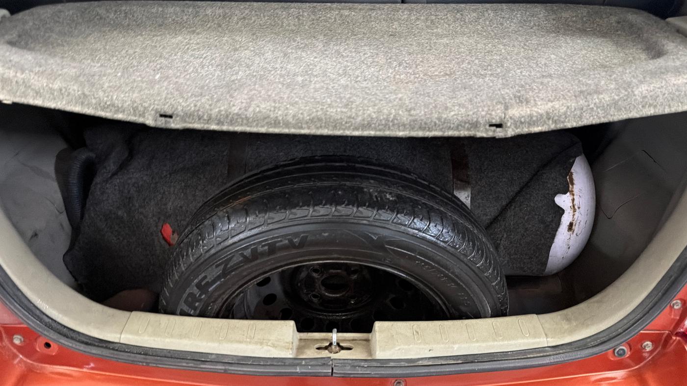 2014 Maruti Celerio VXI AMT, CNG, Automatic, 1,08,443 km, Boot Inside