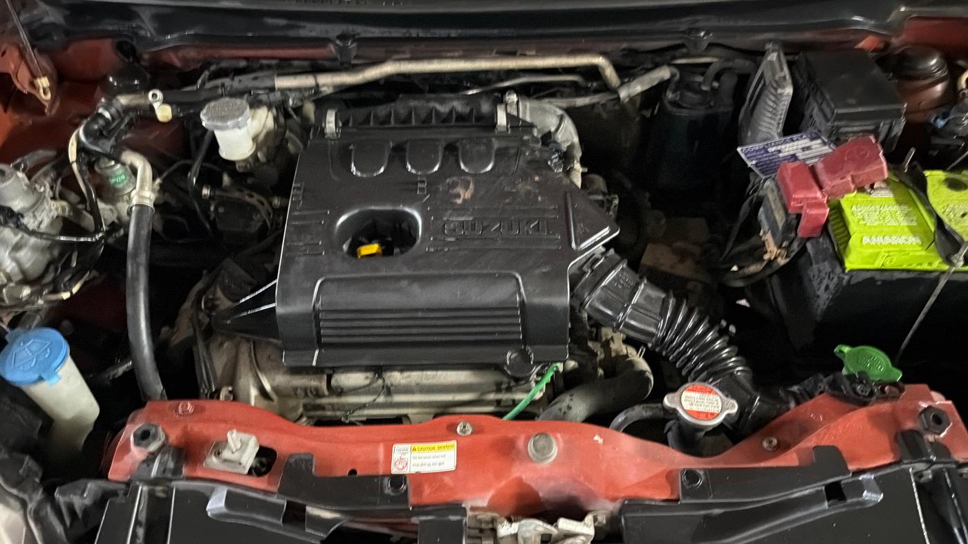 2014 Maruti Celerio VXI AMT, CNG, Automatic, 1,08,443 km, Engine View