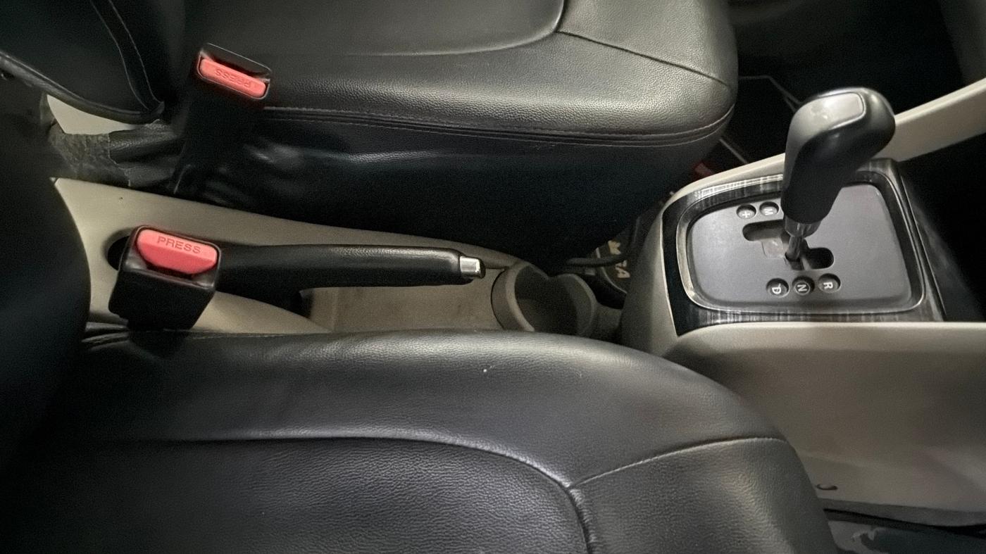 2014 Maruti Celerio VXI AMT, CNG, Automatic, 1,08,443 km, Gear Lever