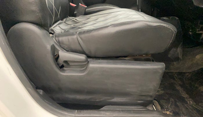 2016 Maruti Wagon R 1.0 VXI AMT, Petrol, Automatic, 75,342 km, Driver Side Adjustment Panel