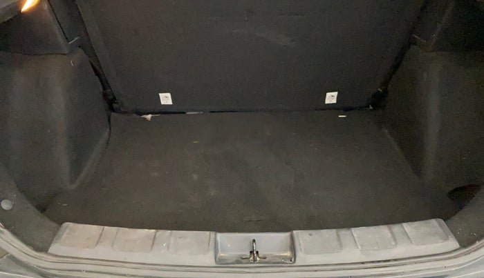 2022 Tata NEXON XM PETROL, Petrol, Manual, 10,355 km, Boot Inside