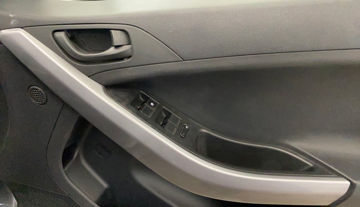 2022 Tata NEXON XM PETROL, Petrol, Manual, 10,355 km, Driver Side Door Panels Control