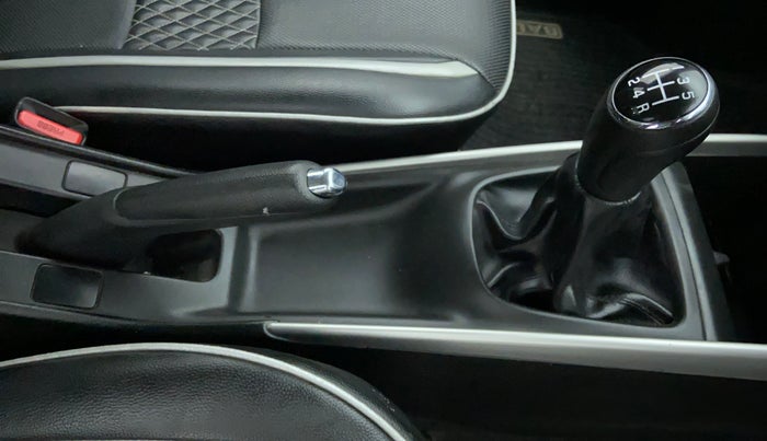 2016 Maruti Baleno DELTA PETROL 1.2, Petrol, Manual, 99,547 km, Gear Lever