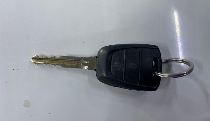 2019 Hyundai Grand i10 SPORTZ 1.2 KAPPA VTVT, Petrol, Manual, 1,00,189 km, Key Close Up