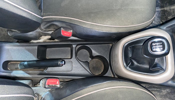 2019 Hyundai Grand i10 SPORTZ 1.2 KAPPA VTVT, Petrol, Manual, 1,00,189 km, Gear Lever