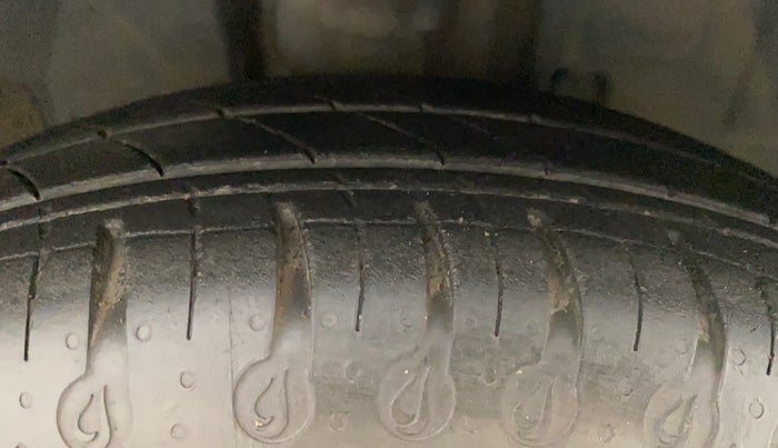 2021 Datsun Redi Go T(O) 1.0, Petrol, Manual, 15,612 km, Right Front Tyre Tread