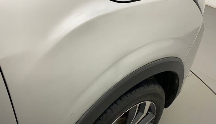 2019 Mahindra XUV300 W8 (O) 1.2 PETROL, Petrol, Manual, 75,927 km, Right fender - Slightly dented