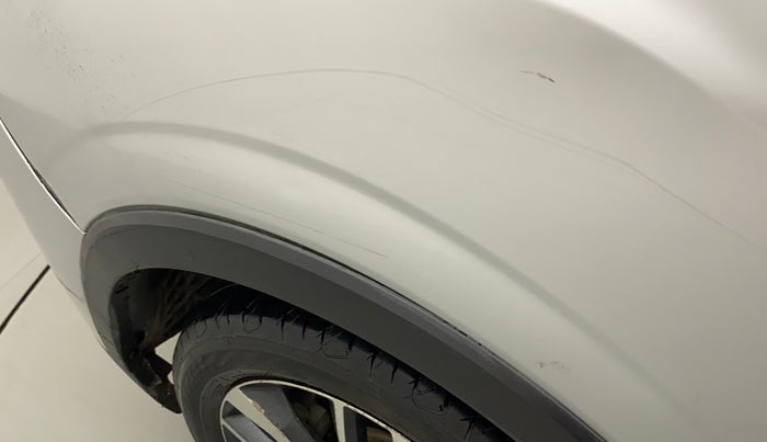 2019 Mahindra XUV300 W8 (O) 1.2 PETROL, Petrol, Manual, 75,927 km, Left fender - Minor scratches