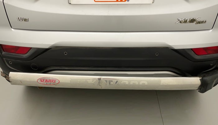 2019 Mahindra XUV300 W8 (O) 1.2 PETROL, Petrol, Manual, 75,927 km, Infotainment system - Parking sensor not present