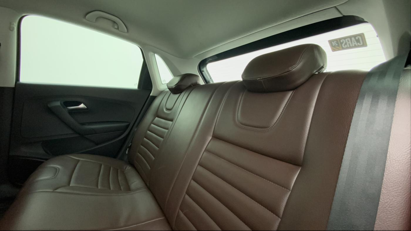 2020 Volkswagen Polo HIGHLINE PLUS 1.0, Petrol, Manual, 29,131 km, Right Side Rear Door Cabin