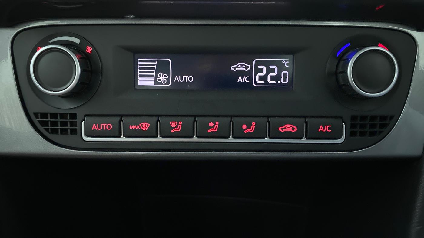 2020 Volkswagen Polo HIGHLINE PLUS 1.0, Petrol, Manual, 29,131 km, Automatic Climate Control