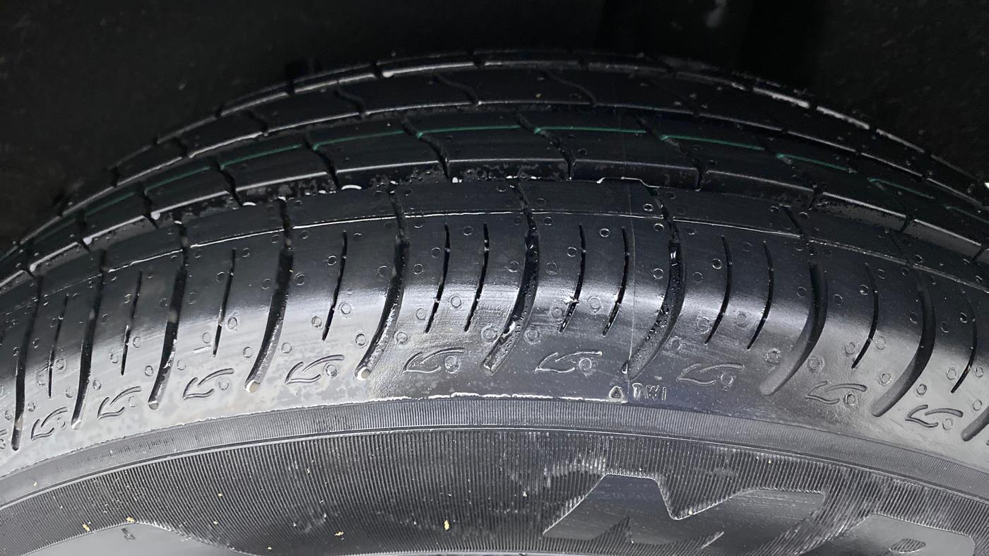 2021 Maruti Baleno DELTA 1.2 K12, Petrol, Manual, 22,883 km, Left Rear Tyre Tread