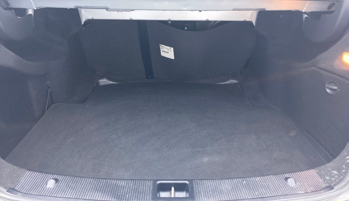 2009 Mercedes Benz C Class 220 CDI ELEGANCE AT, Diesel, Automatic, 66,546 km, Boot Inside