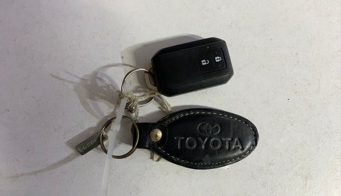 2020 Toyota Glanza V CVT, Petrol, Automatic, 31,716 km, Key Close Up