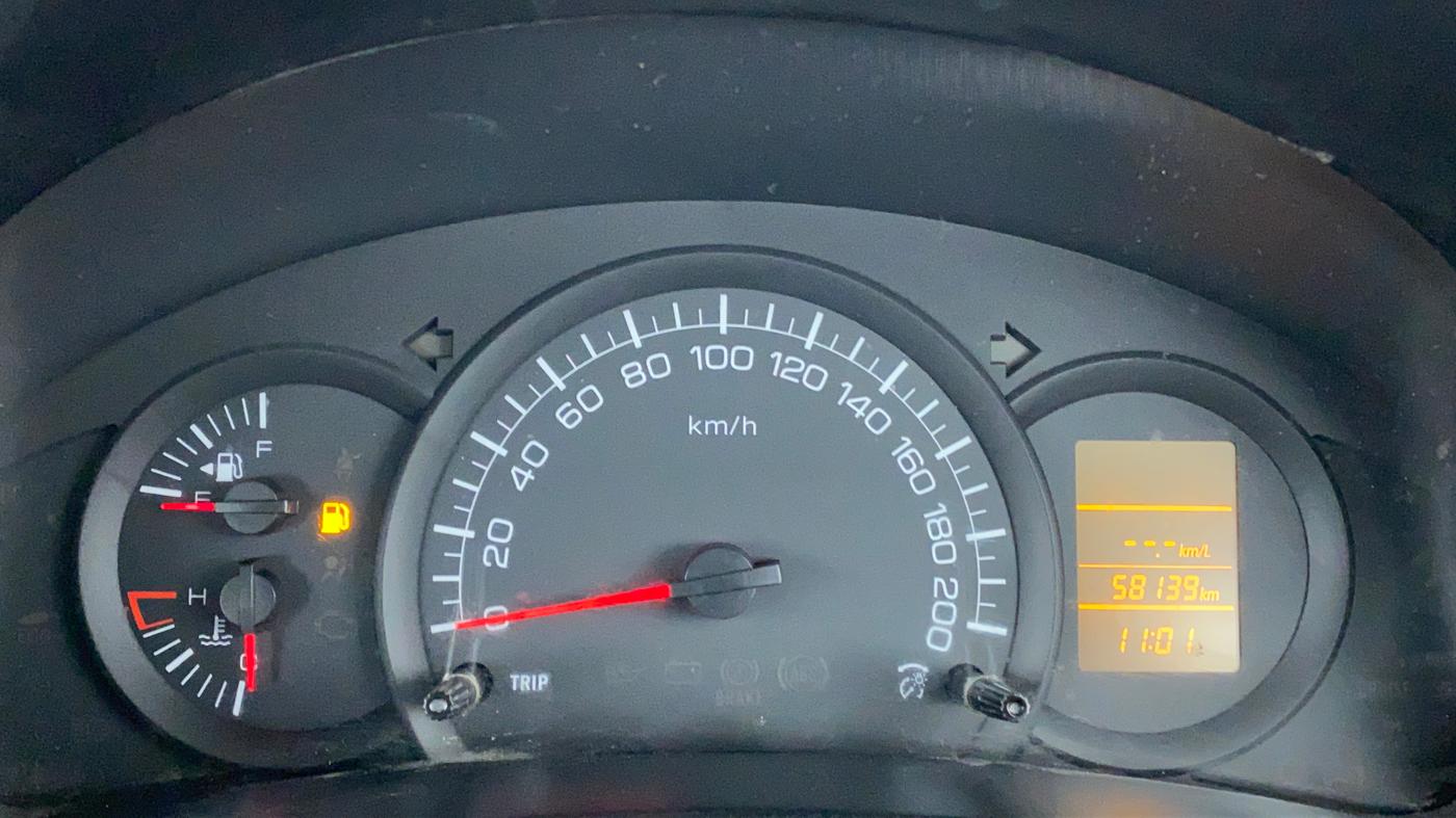 2017 Maruti Swift LXI (O), Petrol, Manual, 58,139 km, Odometer Image