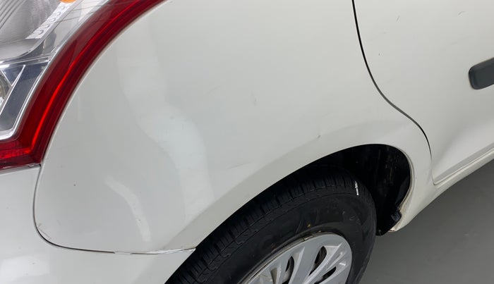 2017 Maruti Swift LXI (O), Petrol, Manual, 58,139 km, Right quarter panel - Minor scratches