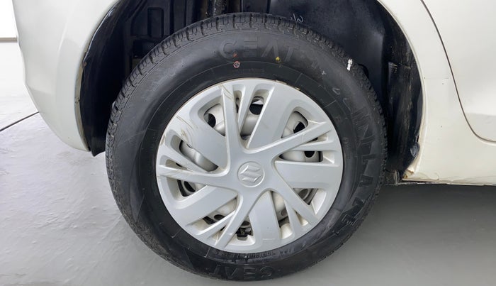 2017 Maruti Swift LXI (O), Petrol, Manual, 58,139 km, Right Rear Wheel