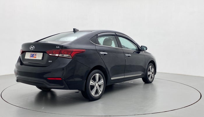 2019 Hyundai Verna 1.6 VTVT SX, CNG, Manual, 82,327 km, Right Back Diagonal