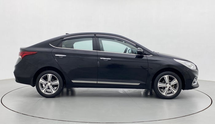 2019 Hyundai Verna 1.6 VTVT SX, CNG, Manual, 82,327 km, Right Side View