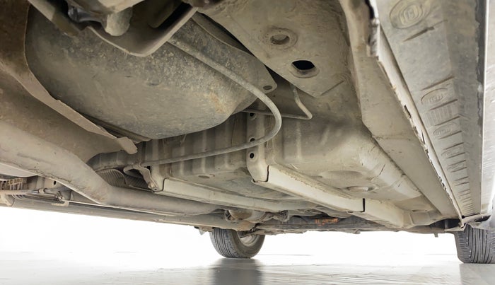 2014 Toyota Corolla Altis D 4D J, Diesel, Manual, 63,996 km, Right Side Underbody
