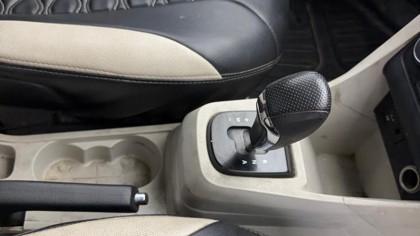 2022 Tata Tiago XZA PLUS PETROL, Petrol, Automatic, 76,725 km, Gear Lever