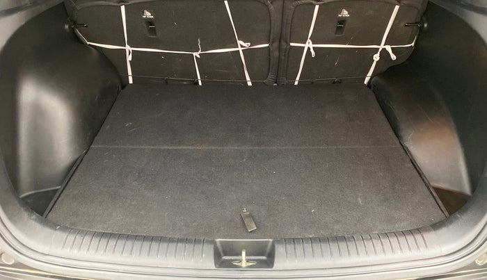 2018 Hyundai Creta 1.6 VTVT SX AUTO, Petrol, Automatic, 45,788 km, Boot Inside