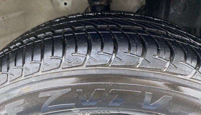 2019 Maruti New Wagon-R ZXI 1.2 old, Petrol, Manual, 10,341 km, Right Front Tyre Tread