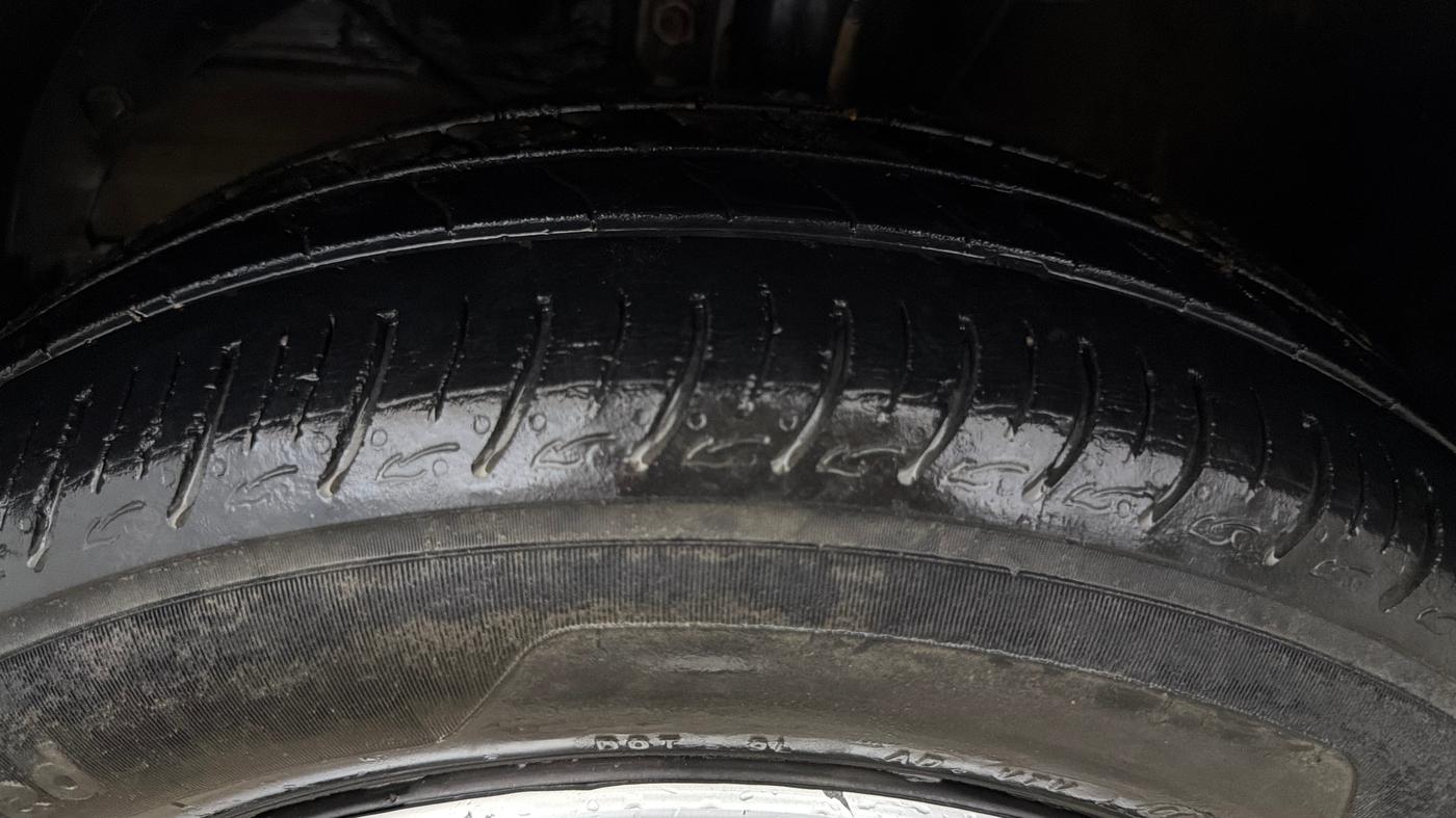 2021 Maruti Baleno DELTA PETROL 1.2, Petrol, Manual, 51,285 km, Left Front Tyre Tread