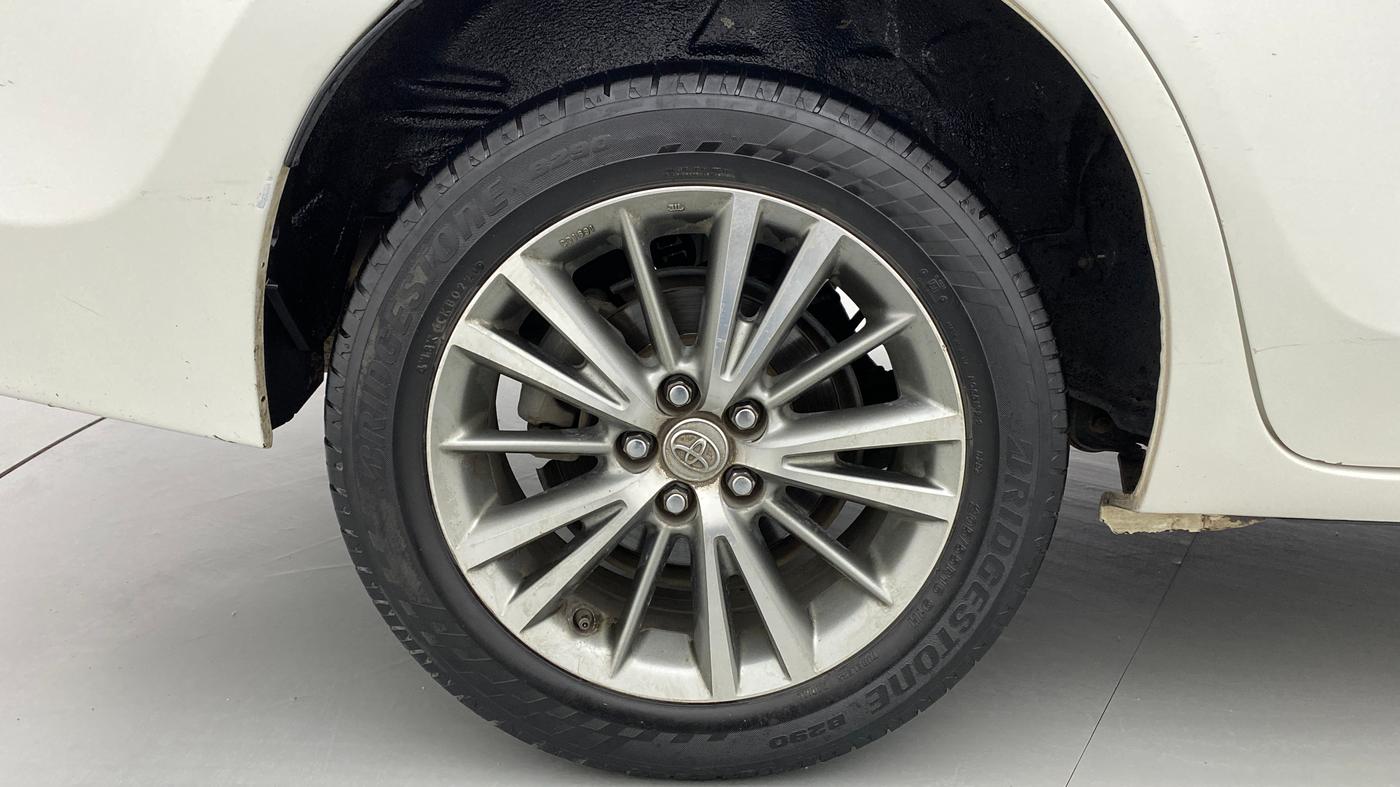 2017 Toyota Corolla Altis VL CVT PETROL, Petrol, Automatic, 98,414 km, Right Rear Wheel