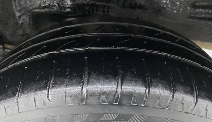 2017 Toyota Corolla Altis VL CVT PETROL, Petrol, Automatic, 98,414 km, Left Rear Tyre Tread